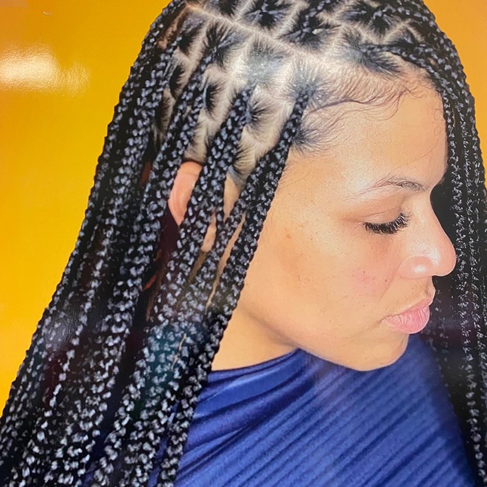 Small knotless braids